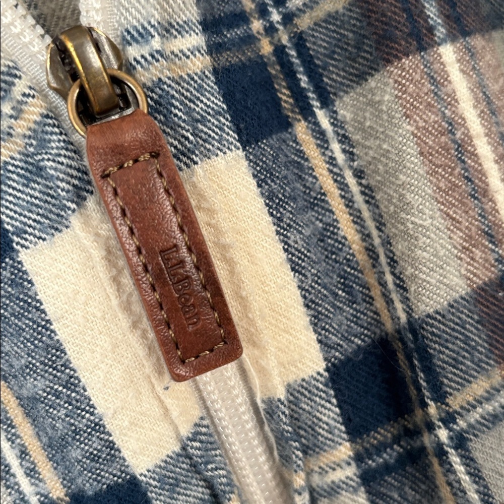 L.L. BEAN Women's Scotch Plaid Flannel Shirt,  Zip Hoodie, Small Relaxed Fit - Picture 8 of 11
